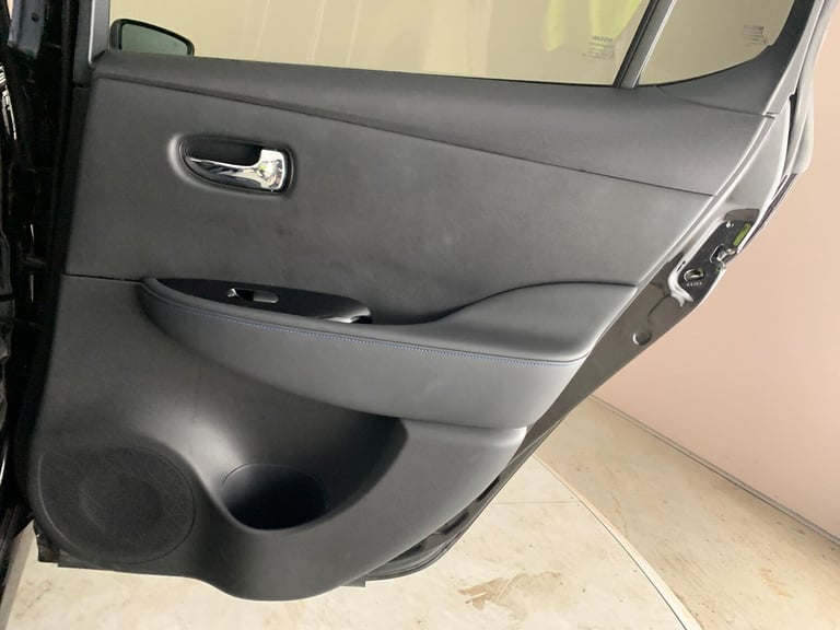 2022 Nissan Leaf 160kW e+ N-Connecta 59kWh 5dr Auto HATCHBACK ELECTRIC Automatic