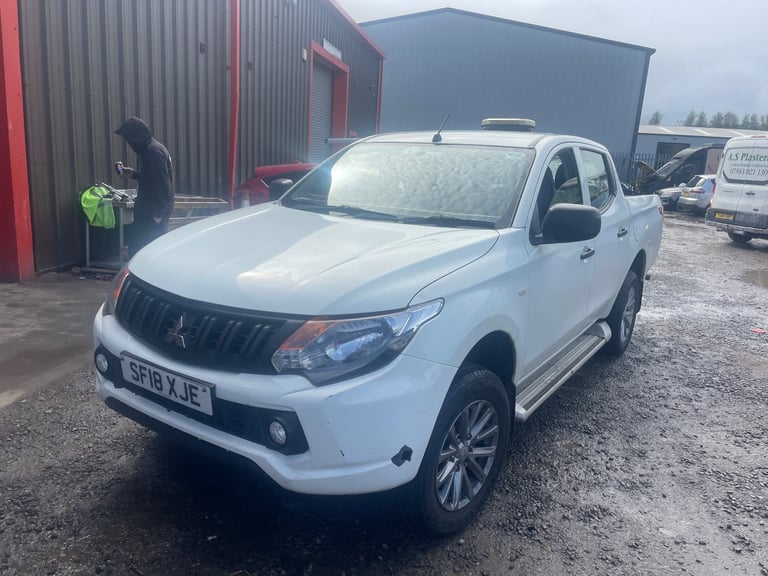 Mitsubishi, L200, Pick Up, 2018, Manual, 2442 (cc)