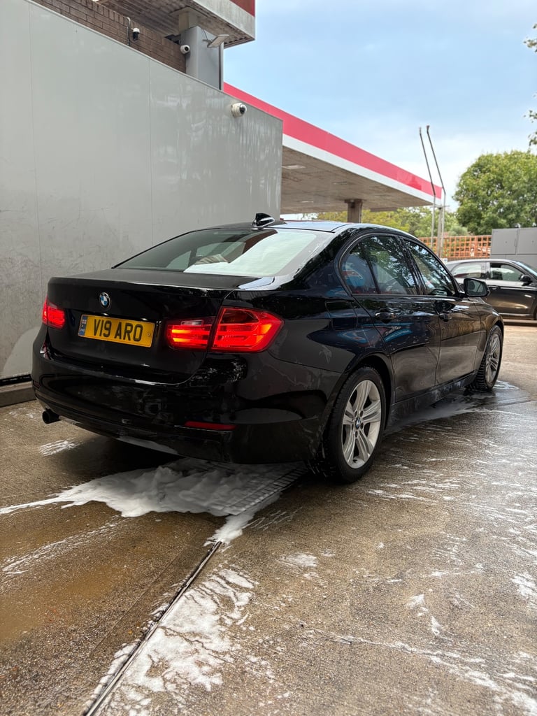 BMW, 3 SERIES, Saloon, 2014, Manual, 1995 (cc), 4 doors