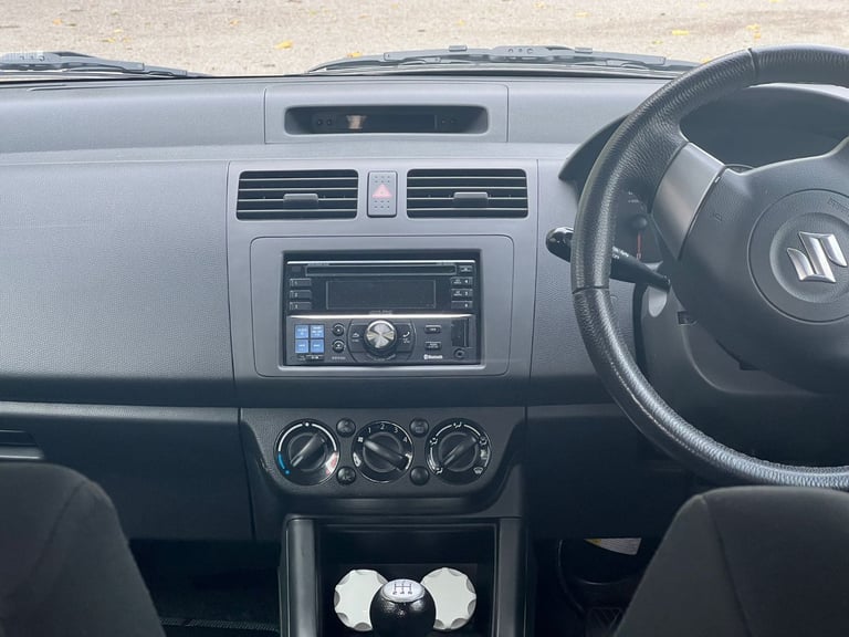  Suzuki swift 1.5 glx (2009) – 3 door hatchback | petrol | 112k driven