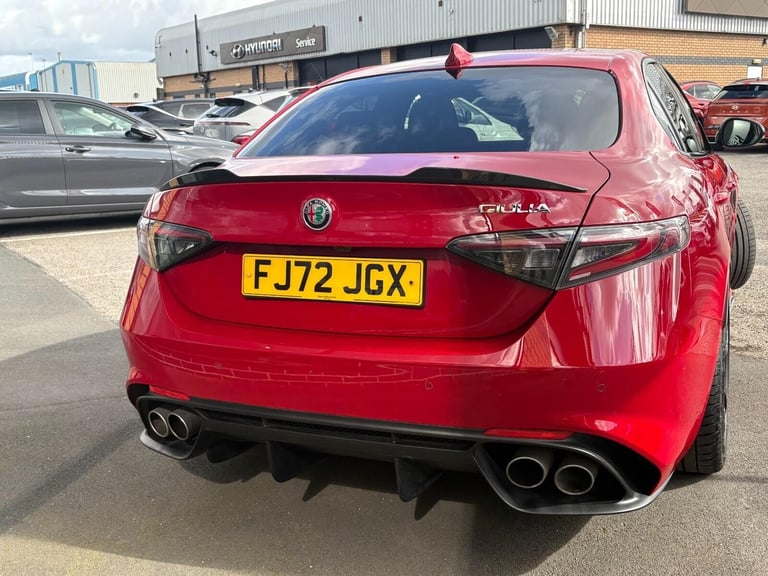 2022 Alfa Romeo Giulia 2.9 V6 Bi-Turbo Quadrifoglio Saloon 4dr Petrol GPF Auto Euro 6 (s/s) (510 ...