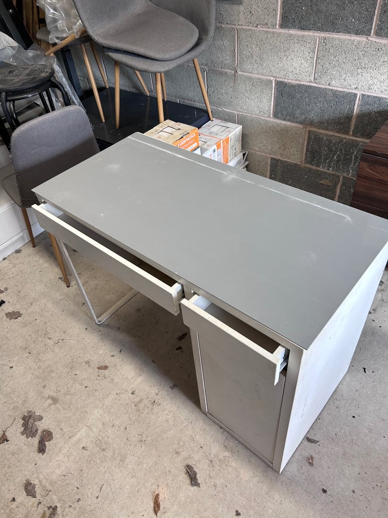 image for IKEA desk 