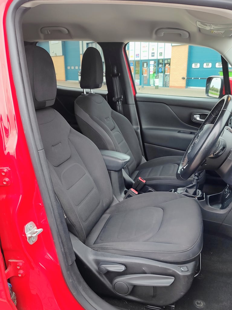 JEEP RENEGADE, NIGHT EAGLE EDITION, 1.6 DIESEL, LOW MILES, 12MONTHS MOT, SERVICE HISTORY 