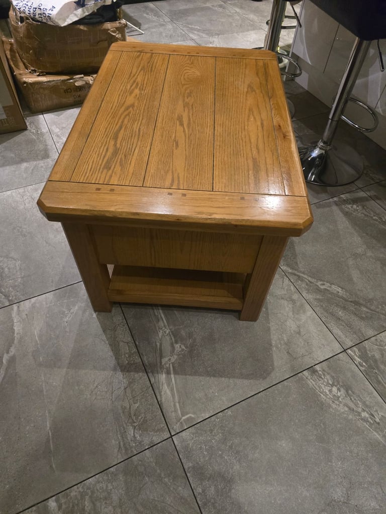 Solid oak coffee table -HA7