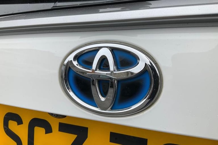 2020 Toyota RAV4 2.5 VVT-i Hybrid Design 5dr CVT**REAR CAMERA - FRONT &amp; REAR SENSORS - POWER ...