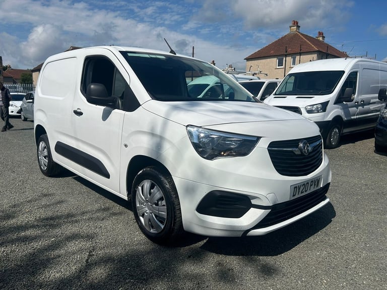 2020 Vauxhall Combo 2300 1.5 Turbo D 100ps H1 Sportive Van PANEL VAN Diesel Manual