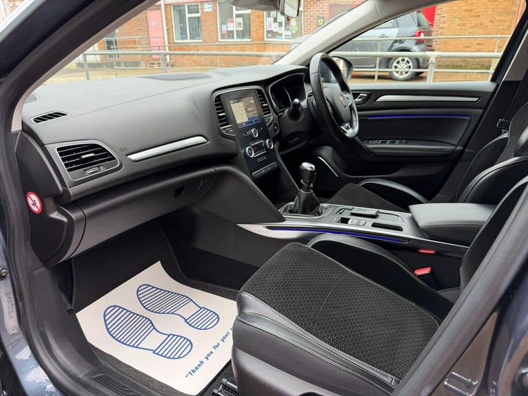 2017 Renault Megane 1.5 dCi Dynamique Nav 5dr HATCHBACK DIESEL Manual