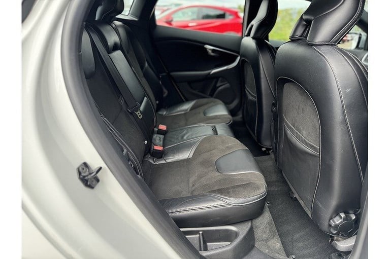 2013 Volvo V40 D2 R-Design Hatchback Diesel Automatic