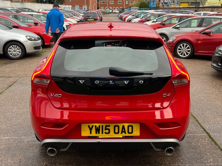 2015 Volvo V40 2.0 D4 R-Design Nav Hatchback 5dr Diesel Manual Euro 6 (s/s) (190 ps) HATCHBACK Di...