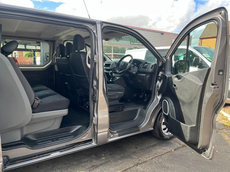 Vauxhall Vivaro 2900 1.6CDTI BiTurbo 125PS Sportive 6 Seat LWB Crew Van 2017/17