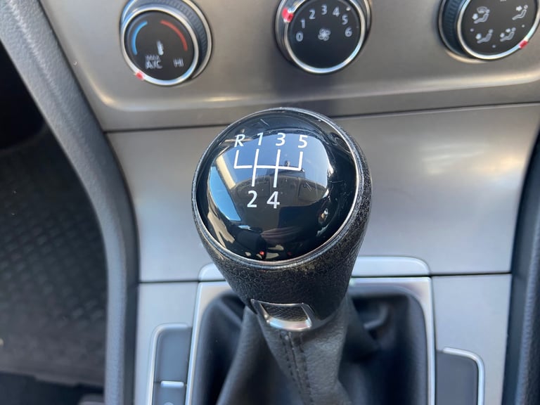 2014 Volkswagen Golf 1.6 TDI BlueMotion Tech S Euro 5 (s/s) 5dr