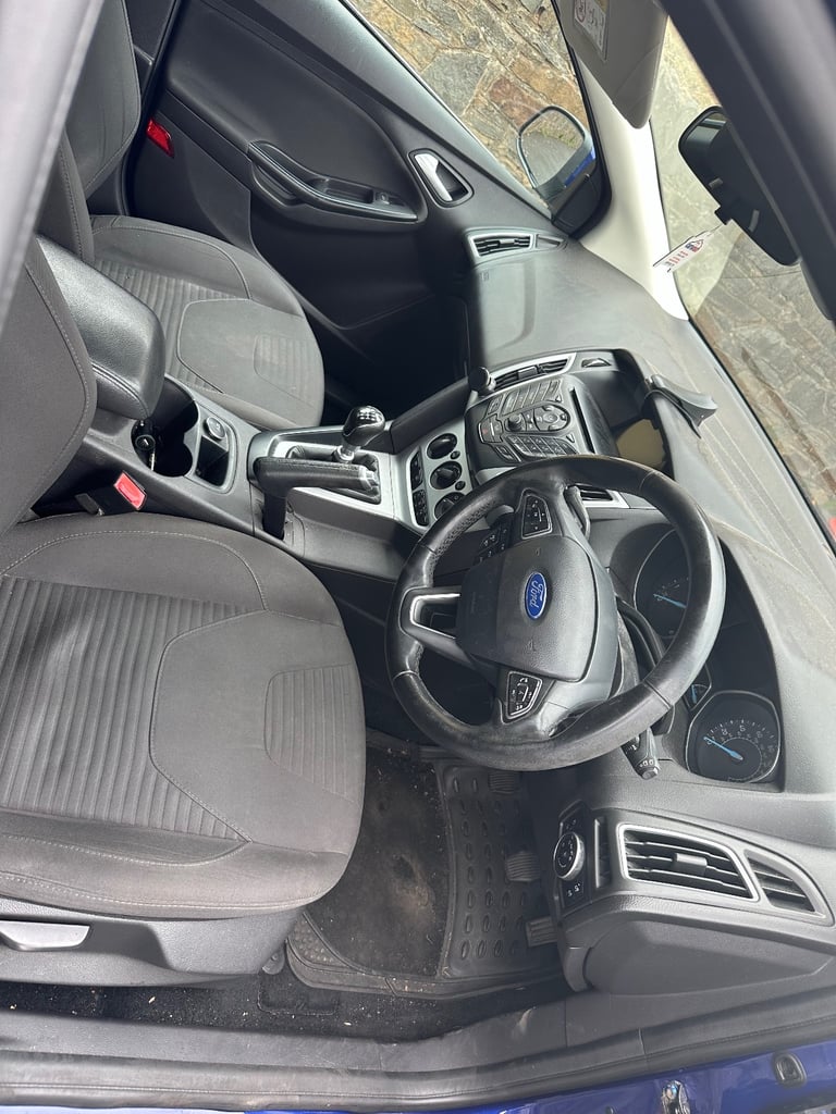Ford, FOCUS, Hatchback, 2014, Manual, 1560 (cc), 5 doors