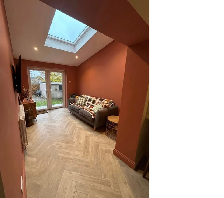 Experienced Painter/Decorator/Handyman. £10ph. £80 per day available immed. Free Estimates. 