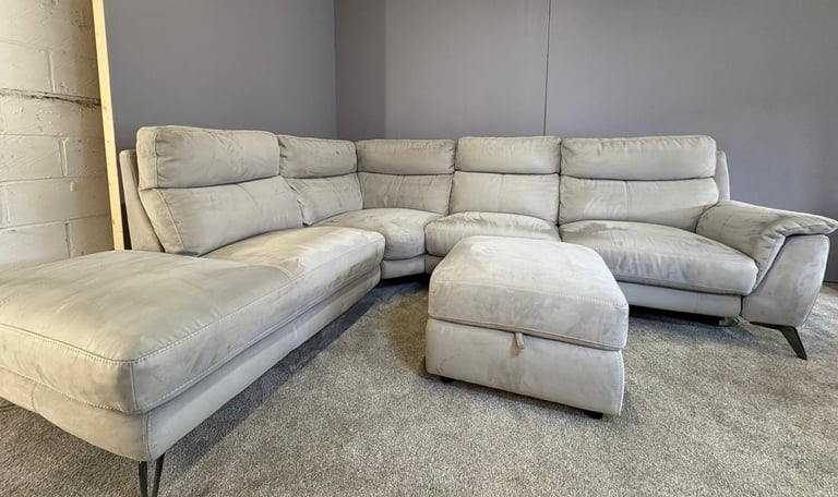 Large grey electric L shape recliner sofa DELIVERY AVAILABLE!