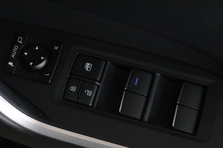 2020 Toyota RAV4 2.5 VVT-h Design CVT Euro 6 (s/s) 5dr ESTATE Petrol/Electric Hybrid Automatic