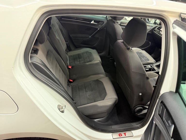 VOLKSWAGEN GOLF 1.6 TDI BlueMotion Tech GT Edition 2016