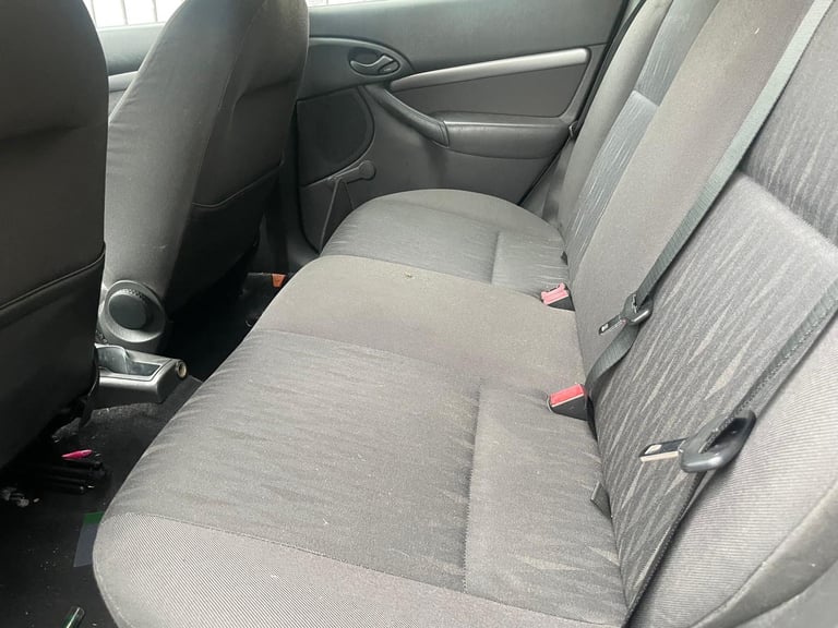 FORD FOCUS 1.8 ZETEC 51 REG BLACK 5 DOOR ESTATE MOT MAY 17TH 2026 LOW INSURANCE 36+MPG