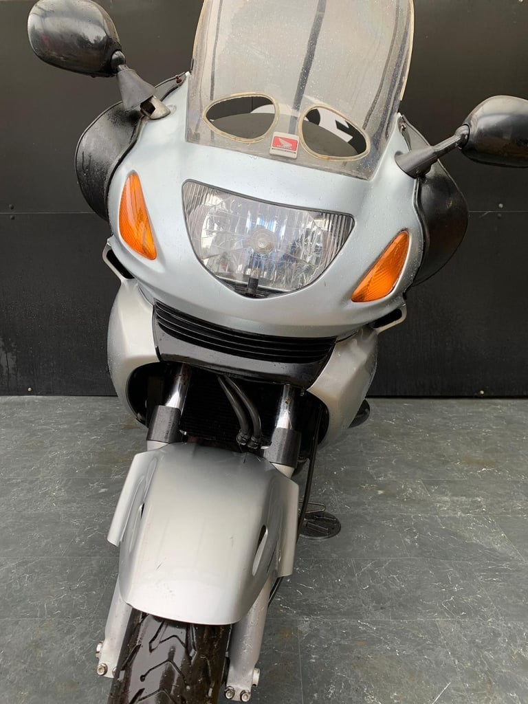 HONDA NT 650 V-4 DEAUVILLE PROJECT BIKE HPI CLEAR