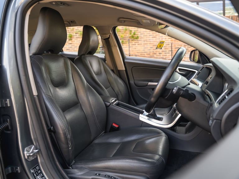 2016 Volvo V60 D3 (150) SE Lux Nav 5dr Diesel