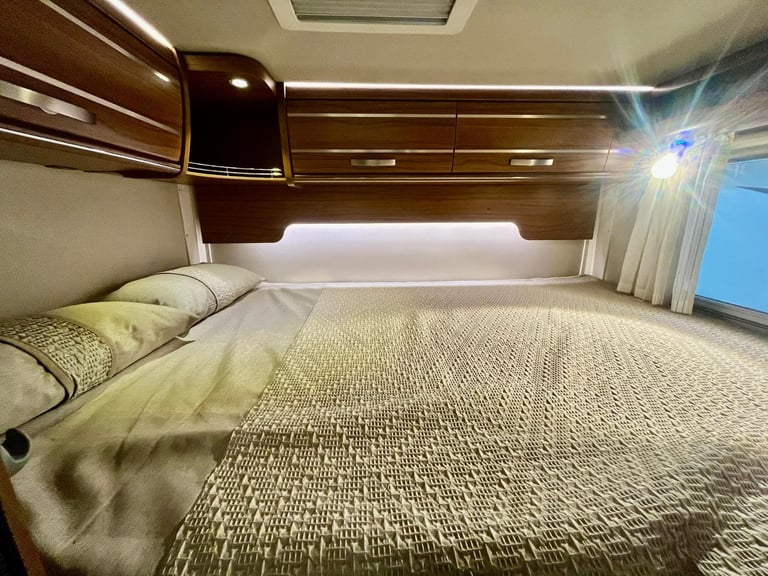 HYMER EXSIS T 414 / LOW PROFILE / 3500KG / 2 BERTH / GARAGE / MOTORHOME 