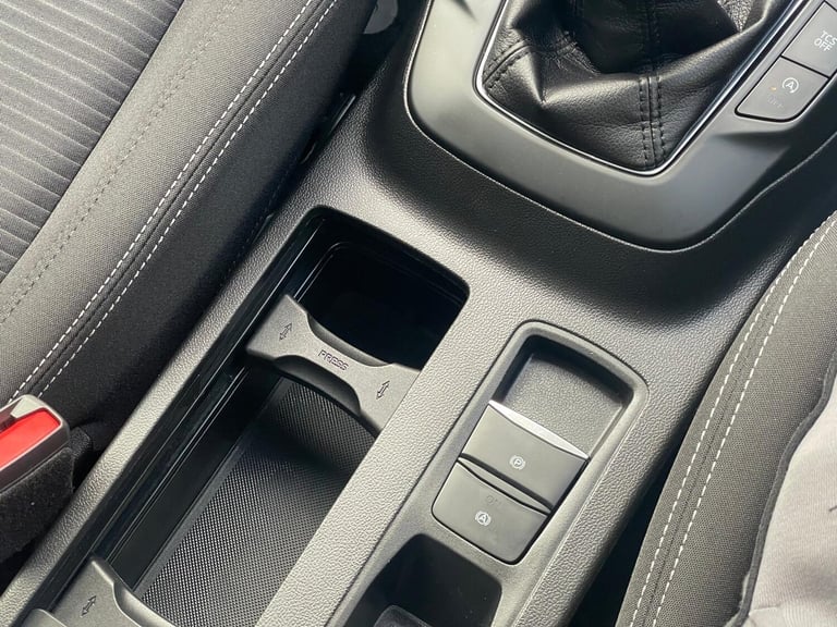 2020 Ford Focus 1.0T EcoBoost Titanium Euro 6 (s/s) 5dr HATCHBACK Petrol Manual