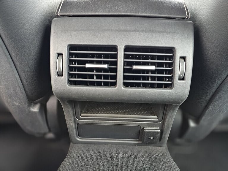 2021 Jaguar XE D200 MHEV R-Dynamic SE Saloon Diesel Automatic