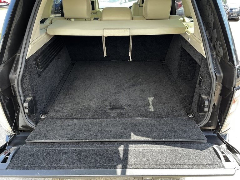 2013 Land Rover Range Rover SD V8 Autobiography SUV Diesel Automatic