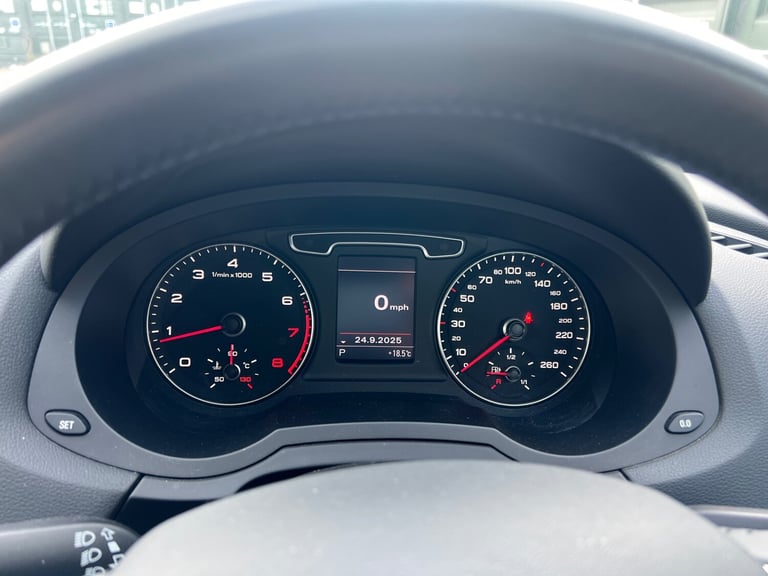 2014 Audi Q3 SUV / Leather  SUV Petrol Automatic
