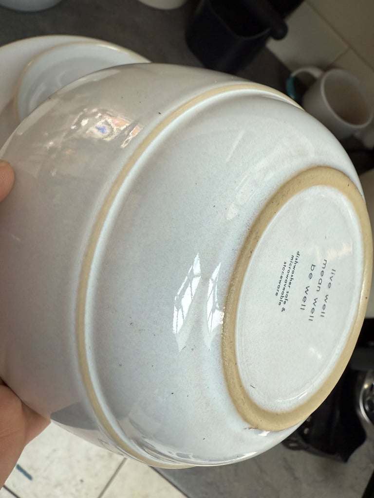 7 place (+extra) Dunelm Alvaro White stoneware dinnerware Set - dinner & side plates / bowls