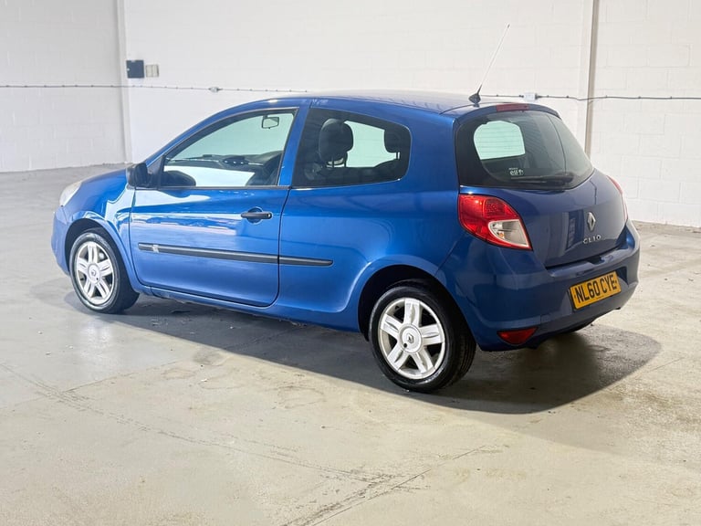 2010 Renault Clio 1.2 Extreme Euro 5 3dr HATCHBACK Petrol Manual