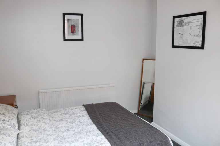 2-Bed Ground Floor Apartment – Fully Refurbished – Excellent Location (Off Dublin Road)