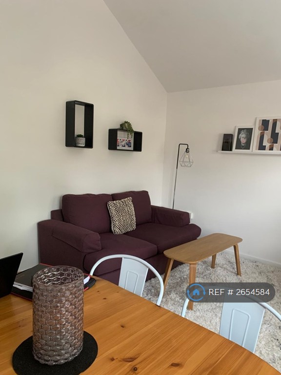 image for 2 bedroom flat in Florey Chain House, Headington, Oxford, OX3 (2 bed) (#2654584)