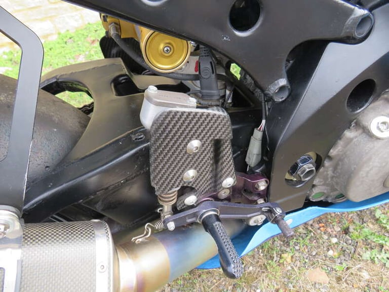  Suzuki RIZLA SUZUKI GSX-R1000 K5 BSB Manual
