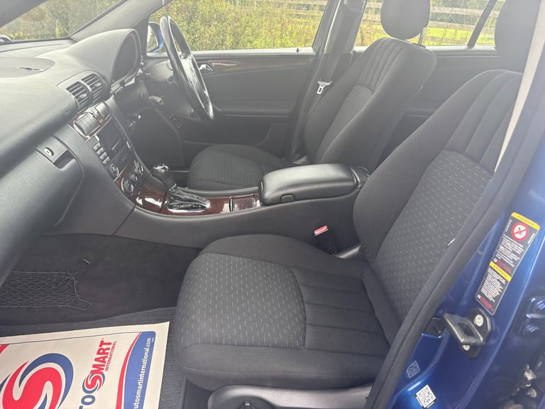 2004 Mercedes-Benz C-Class C200K Elegance SE 4dr Auto SALOON Petrol Automatic