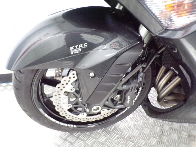 2017 KAWASAKI GTR1400 WITH ONLY 4496 MILES FROM NEW!