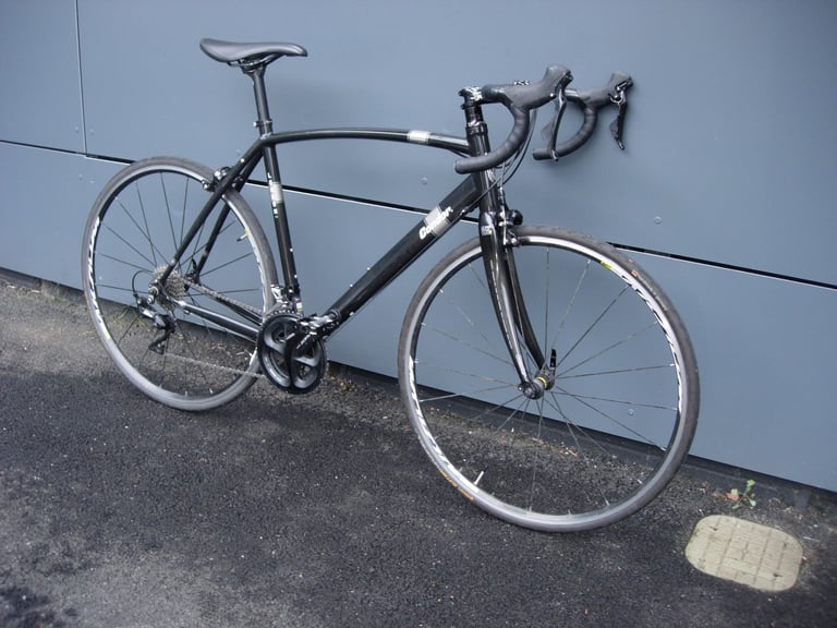 image for op Spec Road/ Race Bike by Condor, 105 Groupset, Under 10 Kilos, JUST SERVICED/ CHEAP PRICE!!!!!