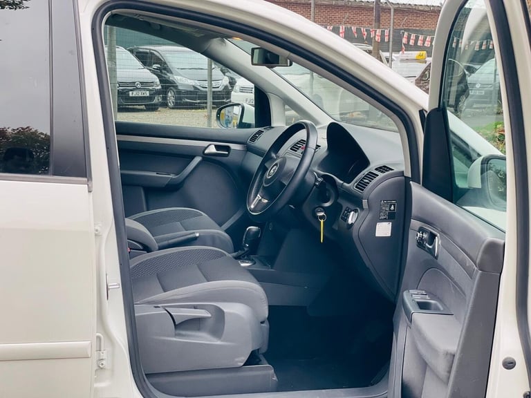  Volkswagen Touran 1.4 TSI SE MPV 5dr Petrol DSG Euro 5 (140 ps) Petrol Automatic