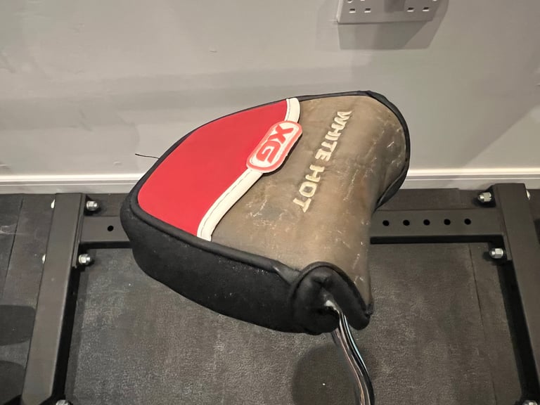 Odyssey White Hot XG Marxman Putter / 34" / Includes Headcover - Men's golf club