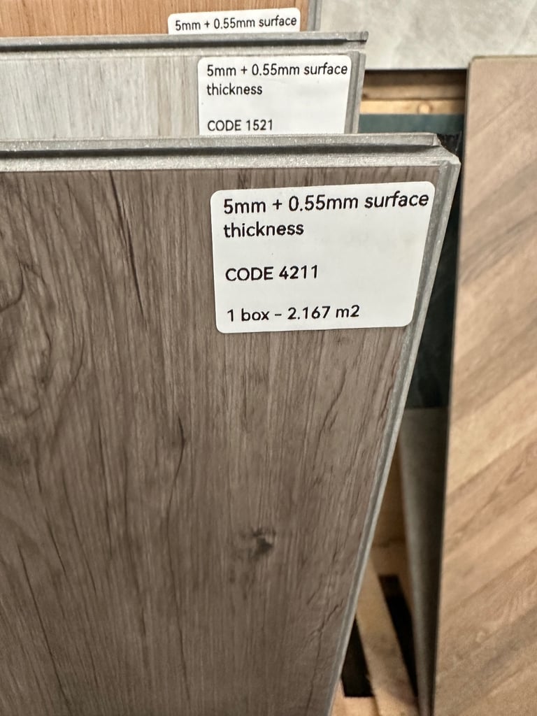 Luxury Vinyl Tile (LVT) Flooring – Waterproof | Easy Click | Wood Effect | 2.167m² per box