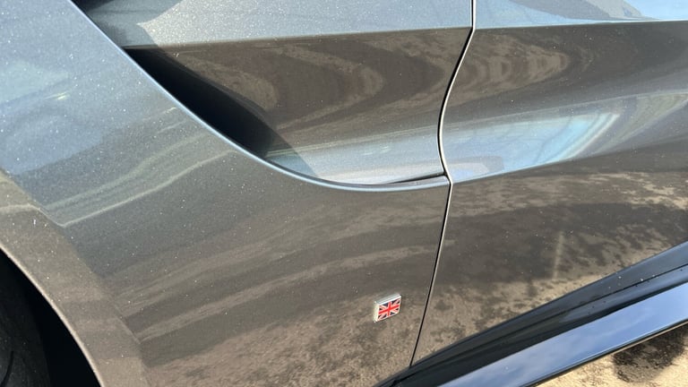 2018 Aston Martin V8 Vantage 2dr ZF 8 Speed. Sports Seats . Premium Audio