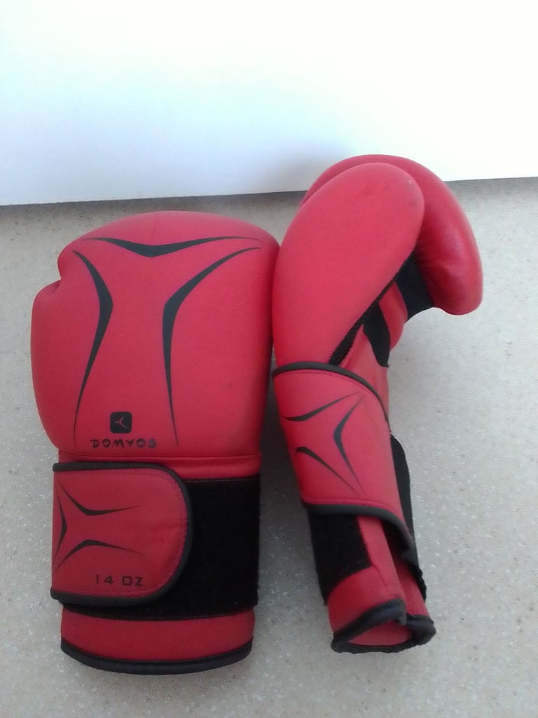 Domyos Boxing Gloves 14oz