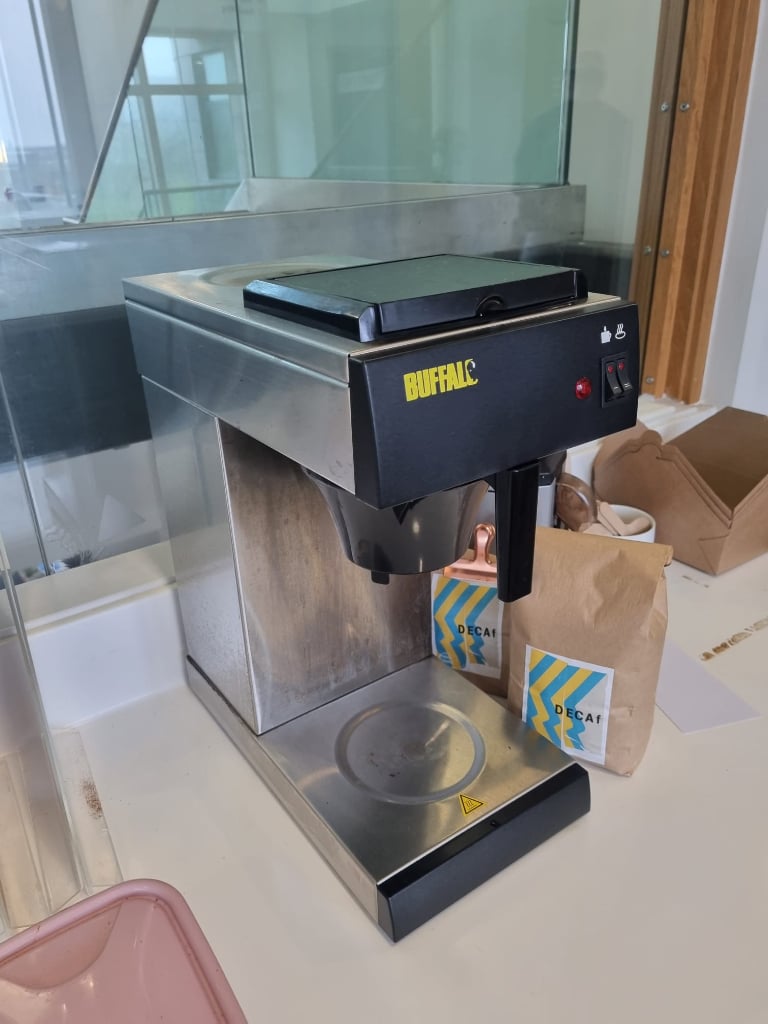 Buffalo CT815 filter coffee machine, cafe