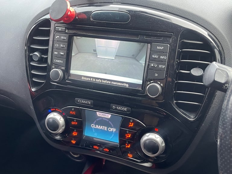 2013 Nissan Juke 1.6 Acenta 5dr [Premium Pack] HATCHBACK Petrol Manual