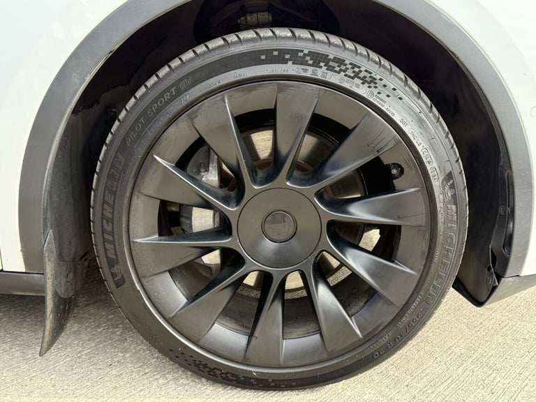 2022 Tesla Model Y (Dual Motor) Long Range SUV 5dr Electric Auto 4WDE (384 bhp) SUV Electric Auto...
