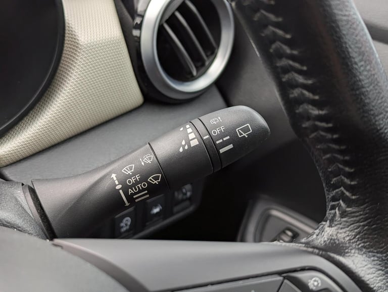 2017 Nissan Micra 1.5 dCi N-Connecta Hatchback 5dr Diesel Manual Euro 6 (s/s) (90 ps) HATCHBACK D...