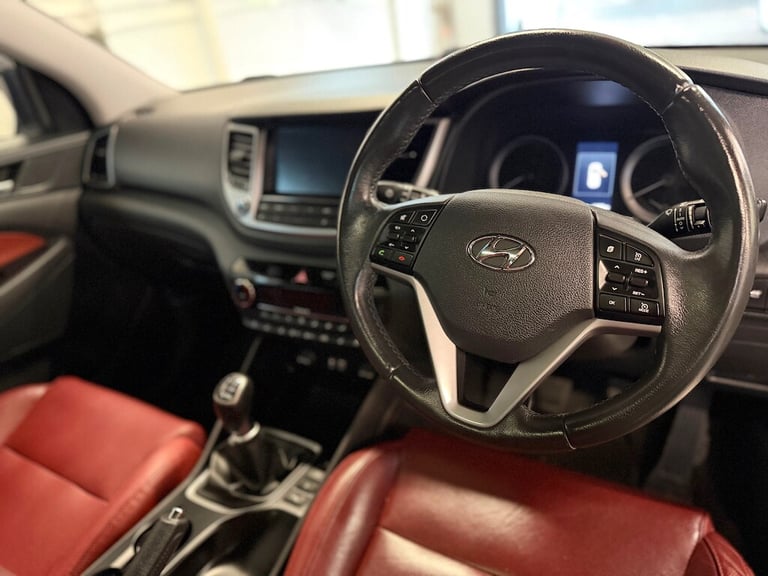 2016 Hyundai TUCSON 2.0 CRDi Premium SE SUV 5dr Diesel Manual 4WD Euro 6 (136 ps) SUV Diesel Manual