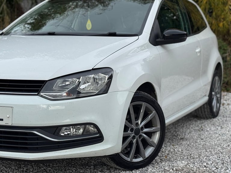 2015 Volkswagen Polo 1.0 BlueMotion Tech SE Design Euro 6 (s/s) 3dr HATCHBACK Petrol Manual