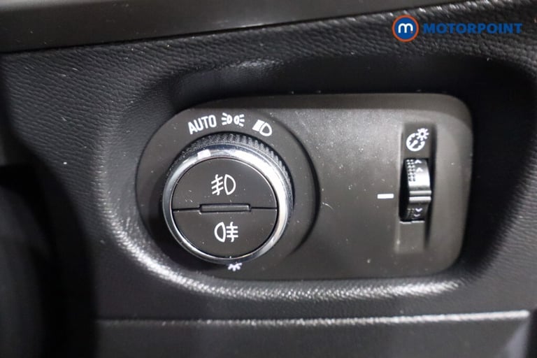 2024 Vauxhall Mokka 100kW Ultimate 50kWh 5dr Auto SUV Electric Automatic