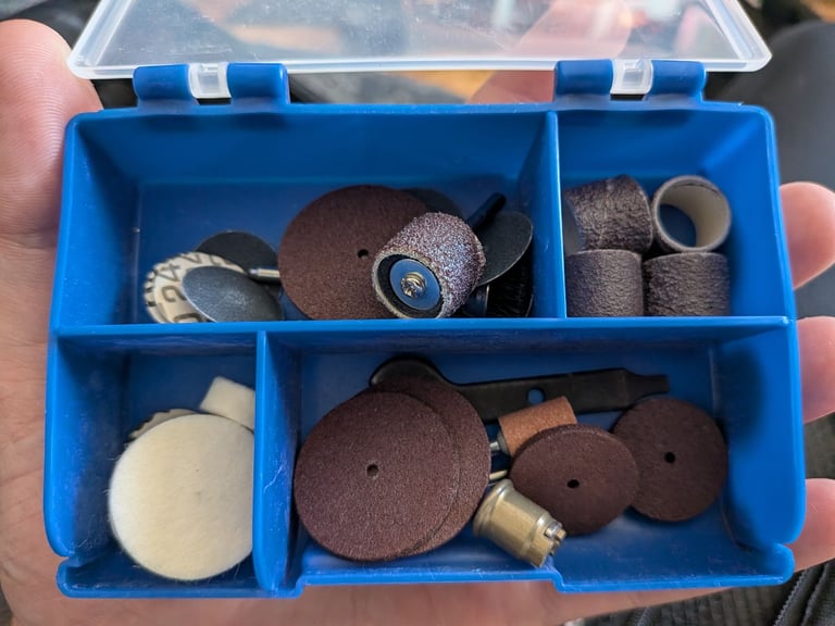 Dremel 4250 Brand New with accessories 