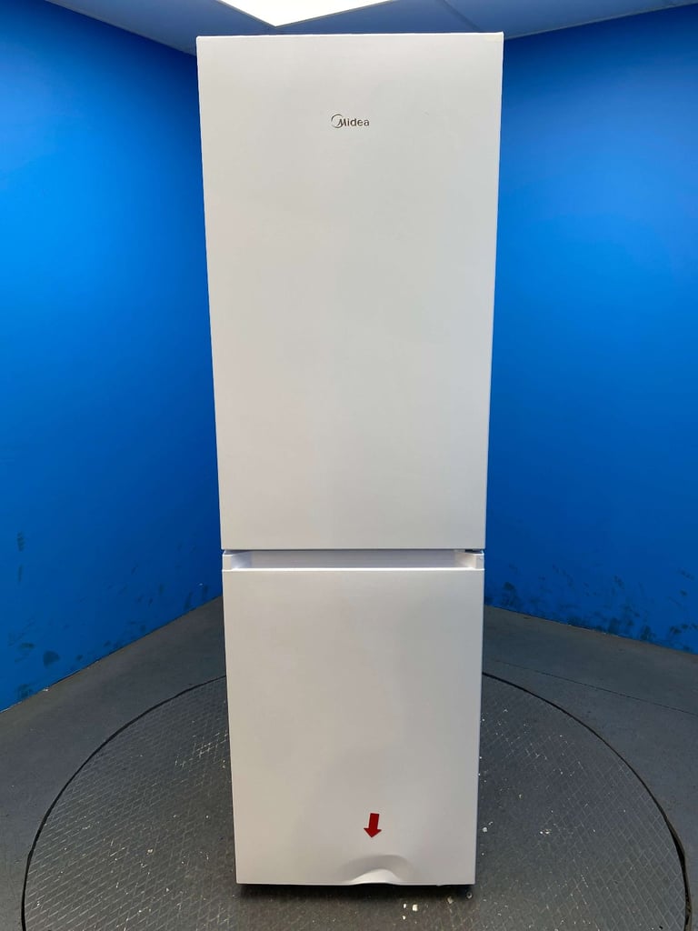 Midea MDRB379FGD01 273L Frost Free Fridge Freezer